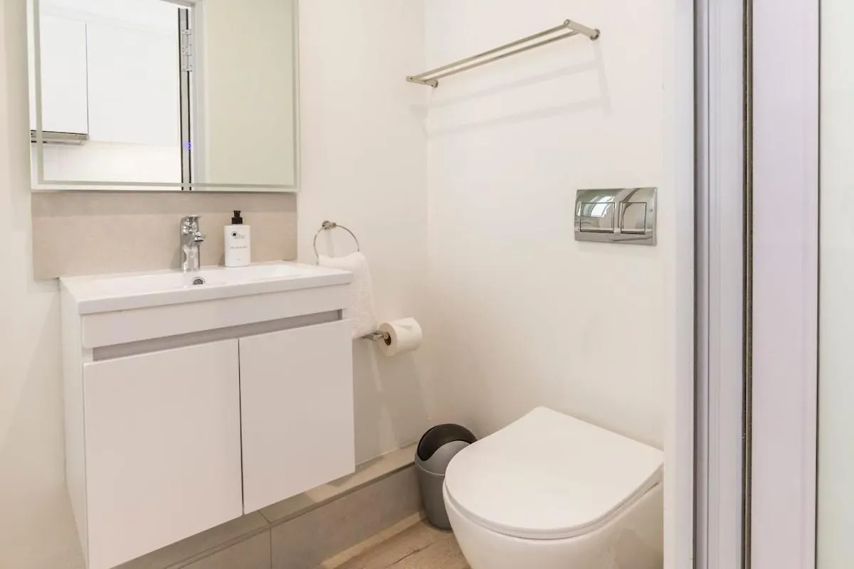 Woodstock 2 Bedroom Aptmts On Albert Views Parking Cape Town